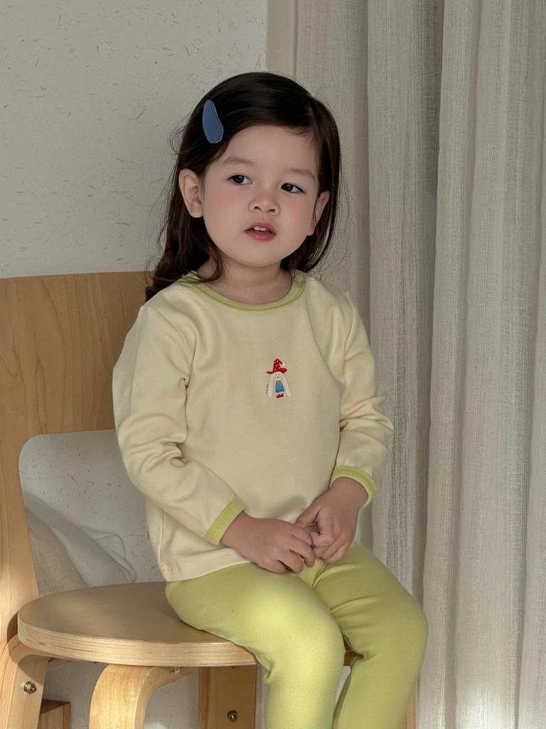 Baby loungewear pajamas infant clothes Class A boneless long johns two-piece set autumn and winter girls' suit