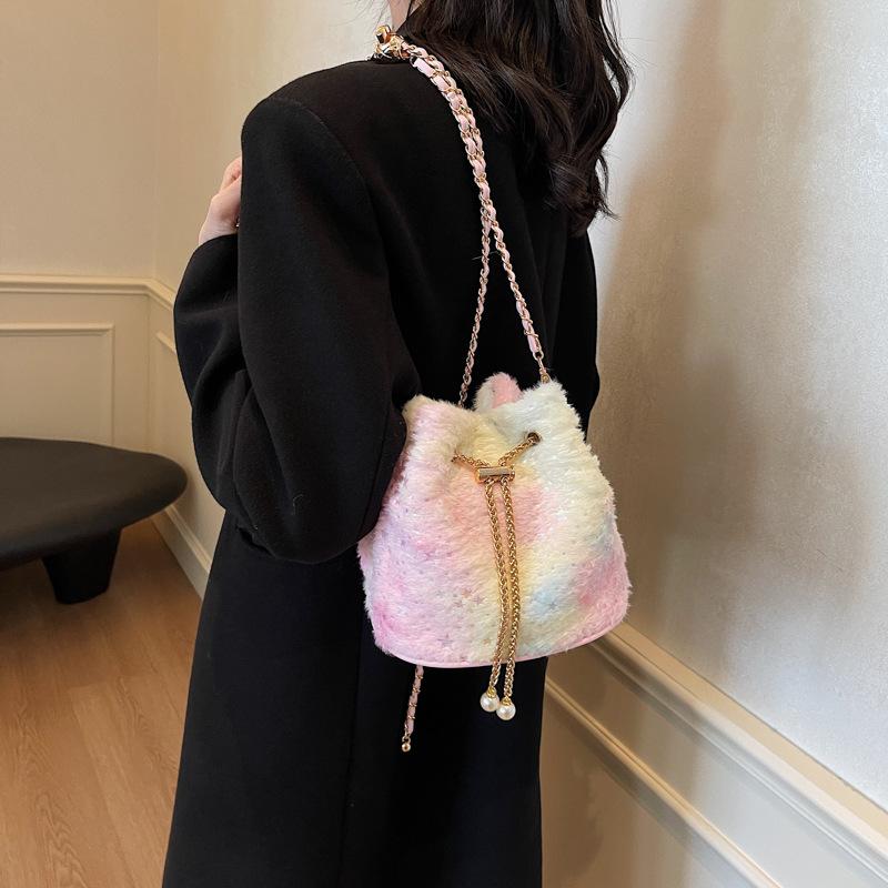 2025 New Cute Cartoon Plush Bag Women's Oblique Span Bag Fashion Trend Shiny Bag