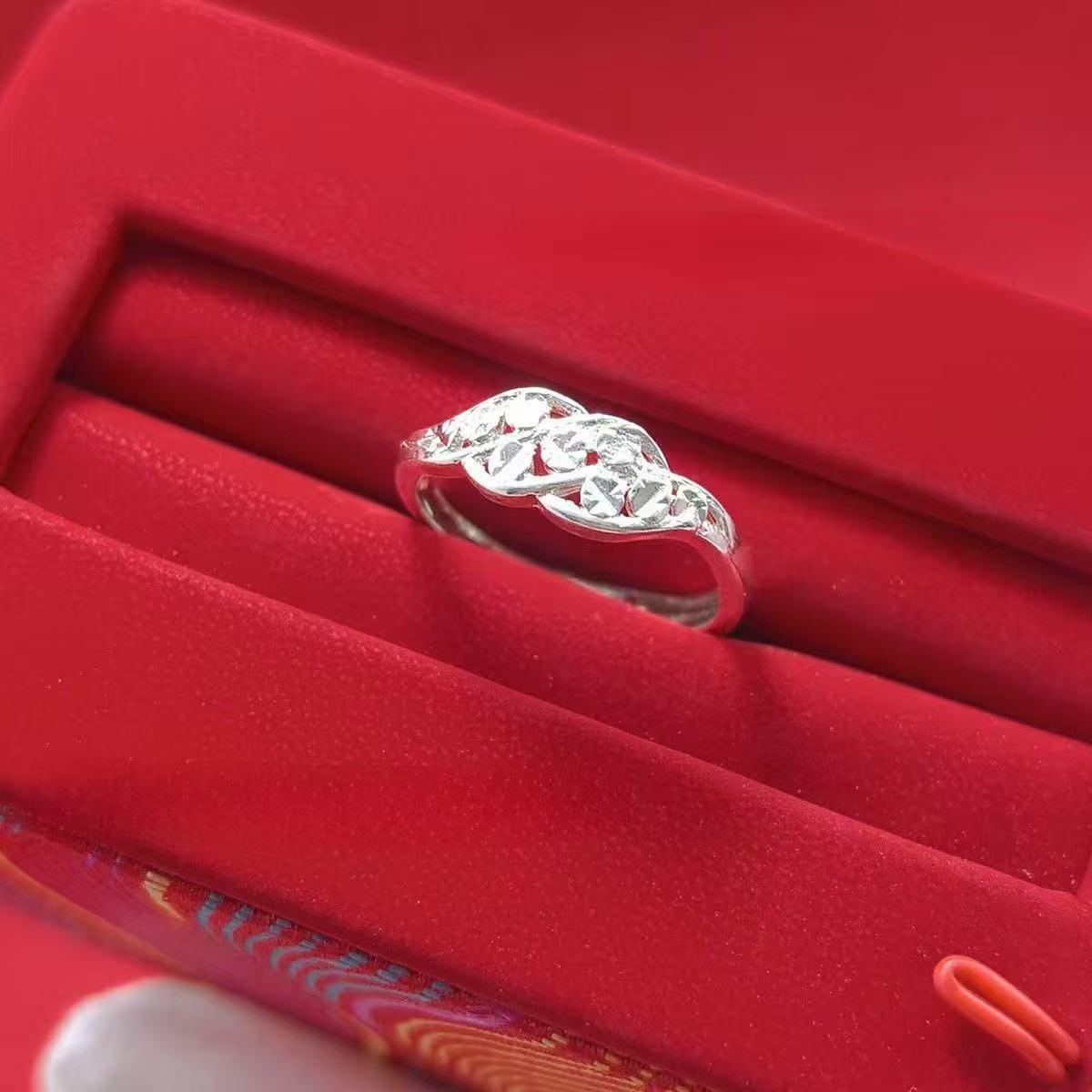Elegant Women s Silver Ring: Adjustable Open Ring with Carved Round Flower Design, Trendy and Stylish.