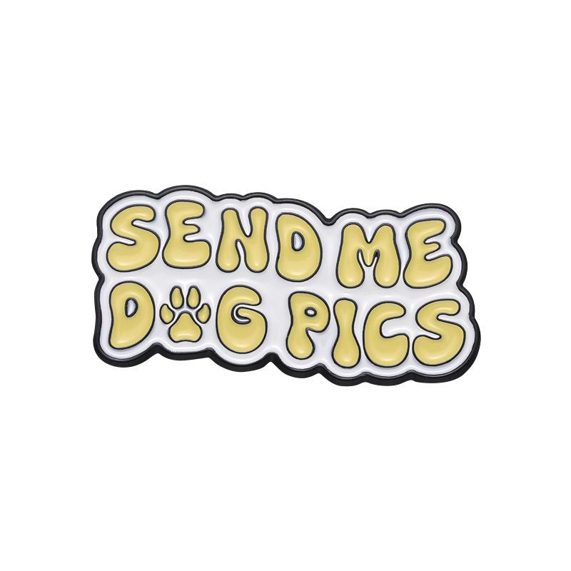 

Fashionable Letter Colorful Pin Adorable Dogthemed Alloy Brooch For Everyone Unisex XZ9704