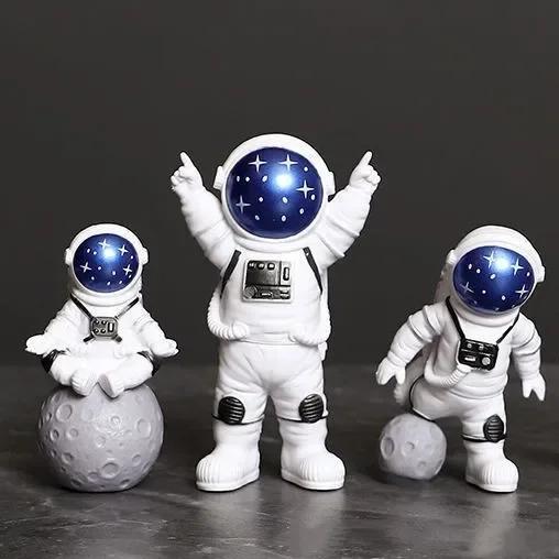 3 Units Astronaut Figure Statue Figurine Spaceman Sculpture Educational Tool Playthings Desktop Home Decoration Astronaut Model Suitable For Kids