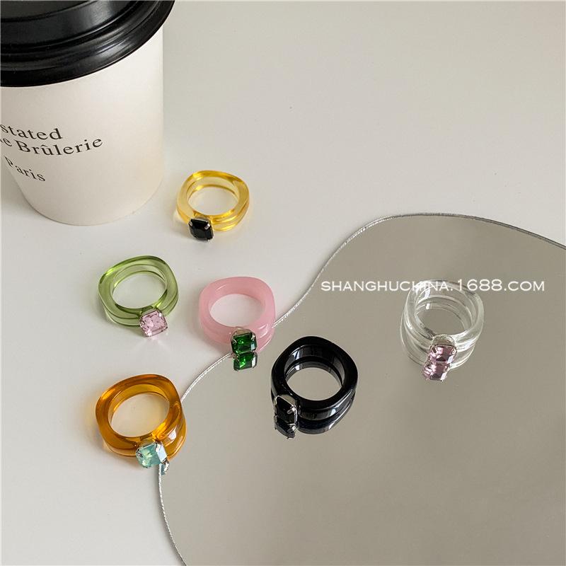 

Korean Jelly Ring: Acrylic Gem Resin in Candy Colors 1.7 Inner Diameter, 53mm зелёный
