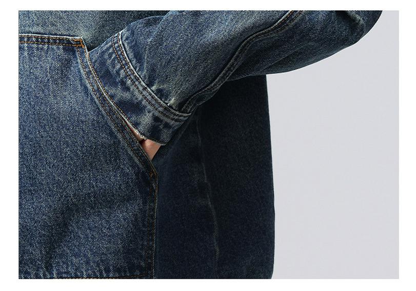 Men's Trendy Retro American Stand Collar Denim Jacket - Loose Fit, High-Quality, Solid Color for Spring and Autumn.