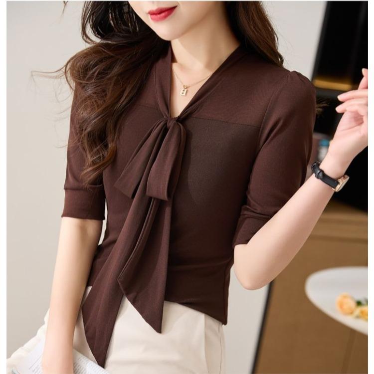 Chic and Elegant Mesh V-neck Short Sleeve Blouse for Women with Big Size That Covers The Abdomen and Highlights Slimming Effect
