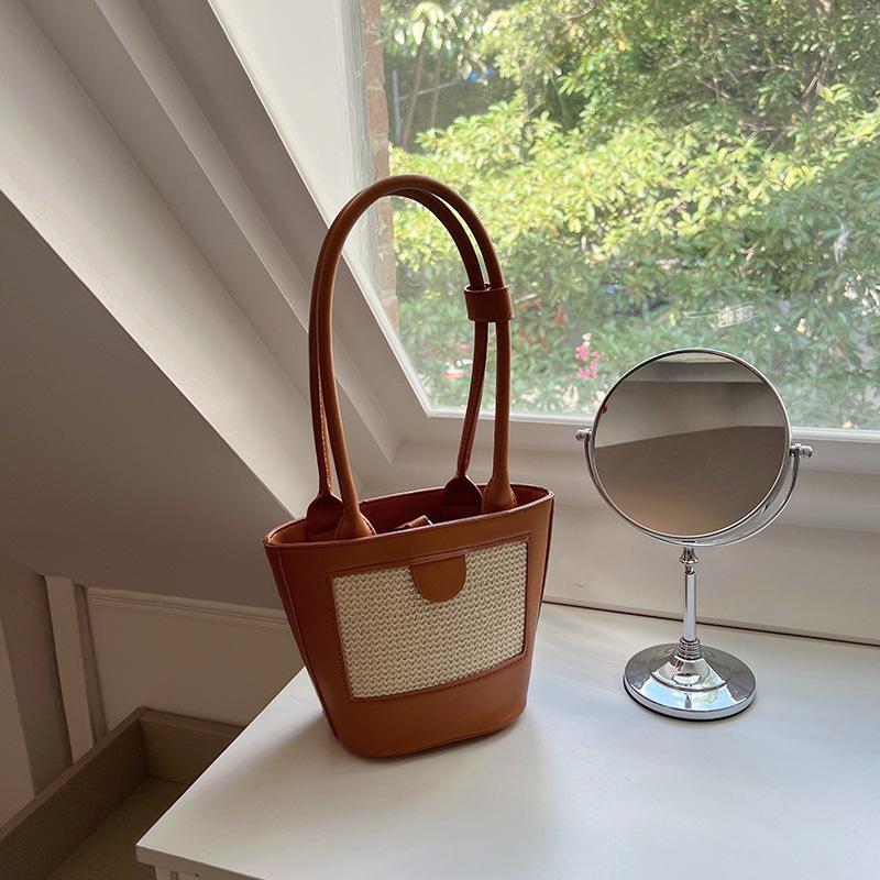 Trendy Straw Handbag Women's Woven Beach Bag Casual Snap Button Satchel Bag Small Braided Shoulder Bag For Travel