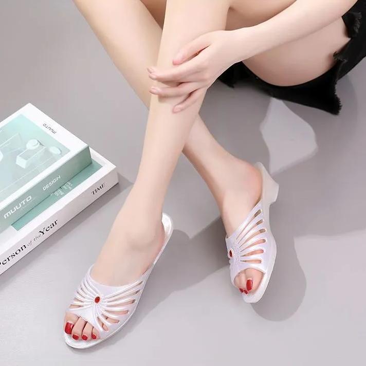 WTEMPO Hollow-out Breathable Flat Thick Heel Anti Slip Casual White Slippers Women's Spring Summer Large Size Solid Color Sandals