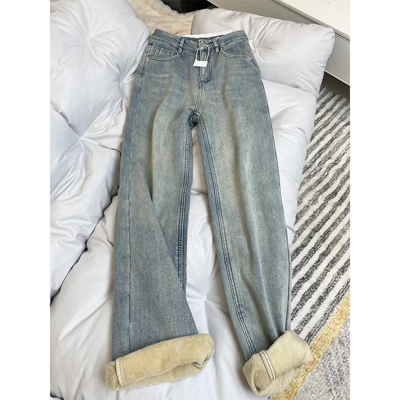 2024 Women's Plus Size High-Waist Fleece-Lined Flare Jeans: Winter Style