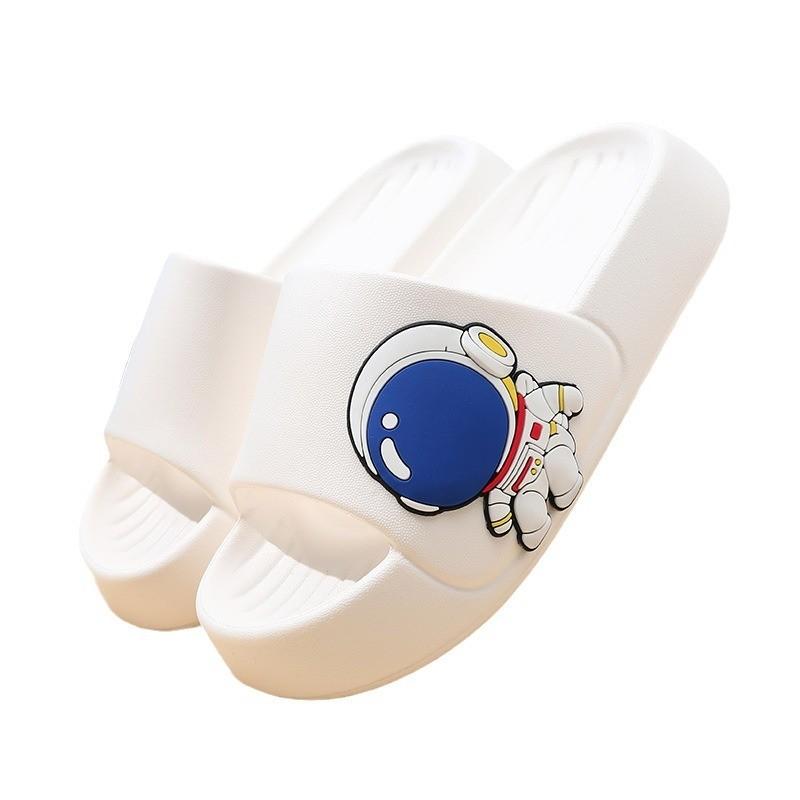 Comfortable Eva Cartoon Design Kid's Slippers For Boys And Girls Summer Wear