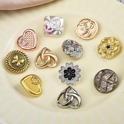 Lot de 10 nouveaux boutons Guofeng en métal cousus à la main, petits boutons décoratifs en alliage, cœur et papillon parfumés, boutons de manteau de forme spéciale