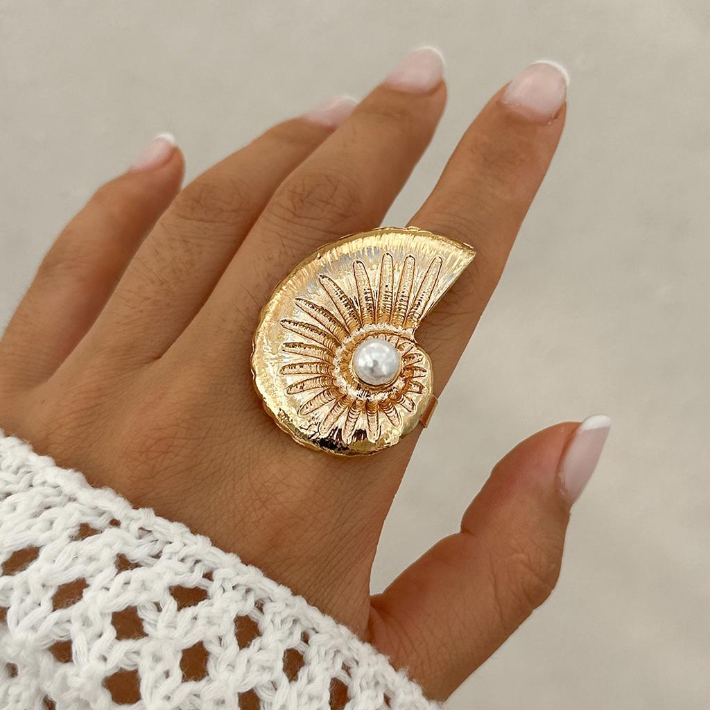Luxury Exaggerated Large Petal Flower Rings for Women Vintage Geometric Adjustable Pearl Finger Ring Grunge Jewelry Steampunk