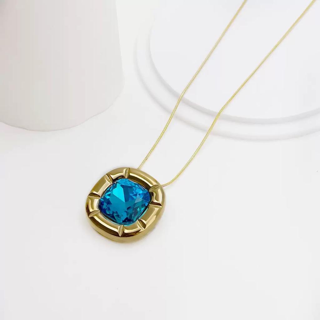 Titanium Steel Fringed Necklace With Diamonds Light Luxury Niche Collarbone Chain Gold And Silver Two-Color Does Not Fade