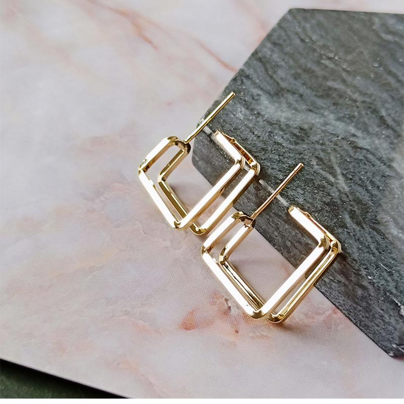 2025 Minimalist Light Luxury Korean-Style Women's Earrings