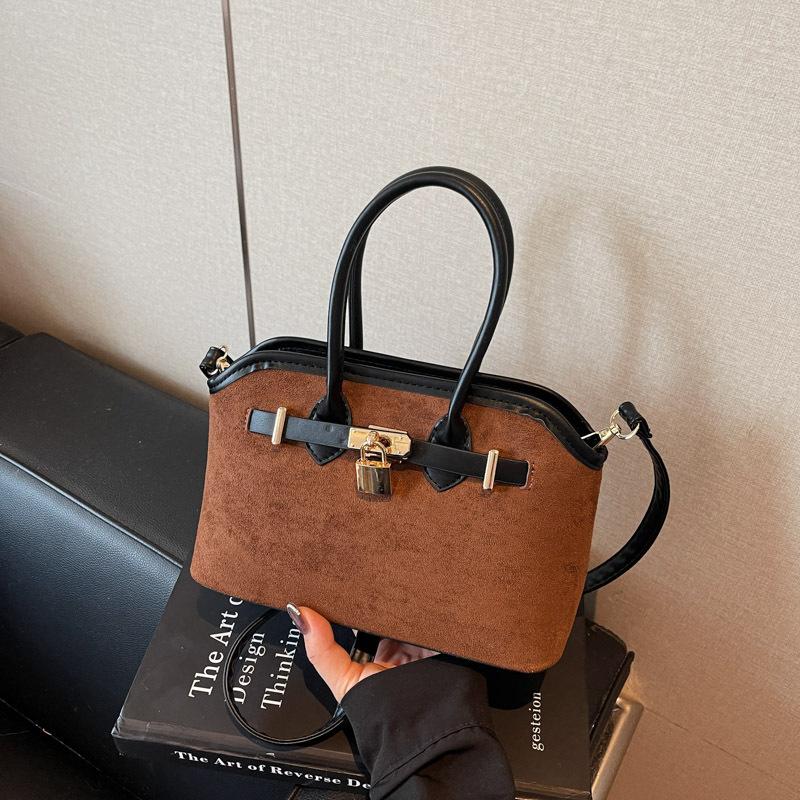 Retro matte small bag women's autumn and winter new versatile messenger bag high-end portable small bag