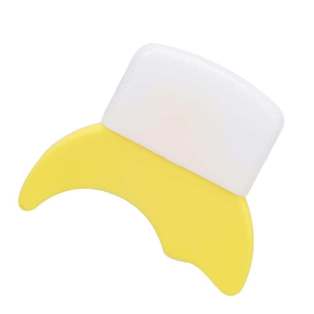 Half Moon Shape Silicone Eyeliner Aid Multifunctional Short Handle Silicone Winged Tip for Makeup Cosmetic