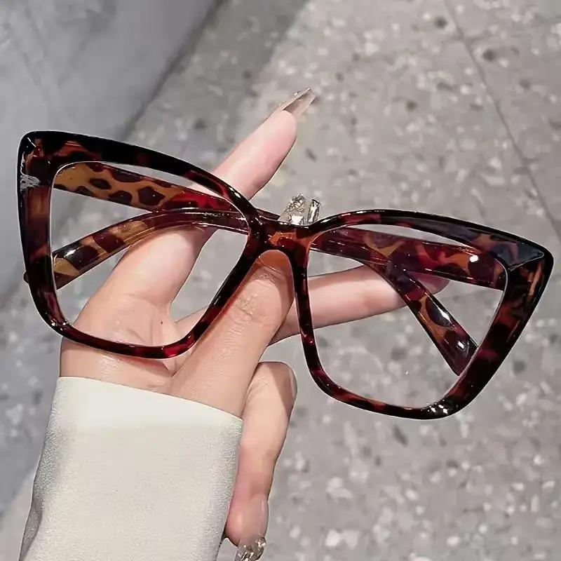 Fashiona Cat-Eye Glasses for Women Oversized Eyeglasses Casual Transparent Glasses Perfect for Daily Wear Everyday Eyewear