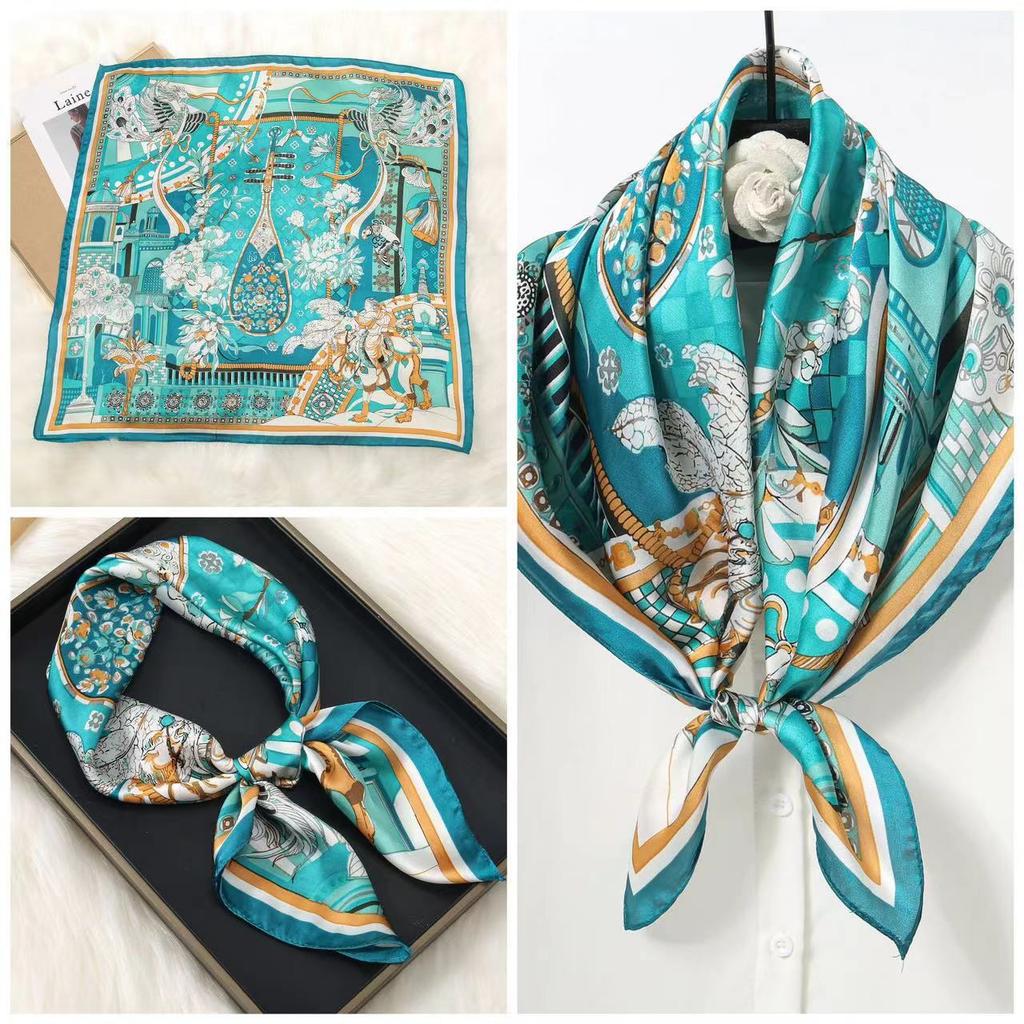 Eleganti Foulard di Seta da Donna Con Centinaia di Camicie, Assistenti di Volo, Decorazione Professionale, Protezione del Collo, Foulard, 70 Foulard Quadrati Piccoli.