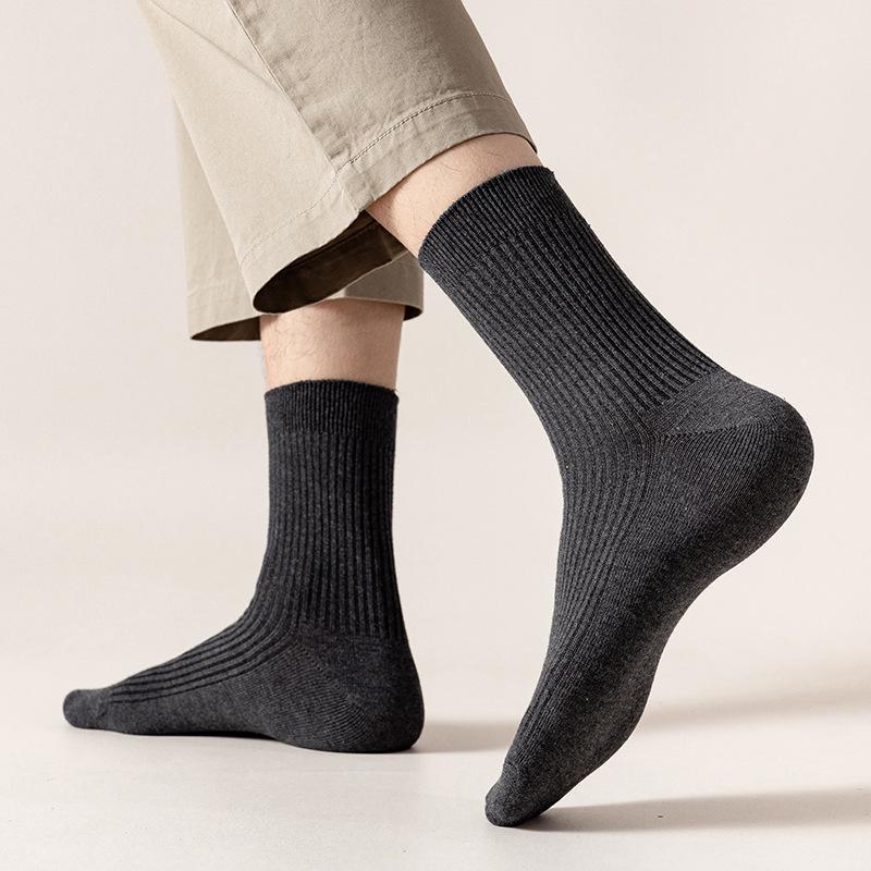 Mid-Tube Sportsocken für Herren - Einfarbige Baumwolle für Frühling, Herbst und Winter
