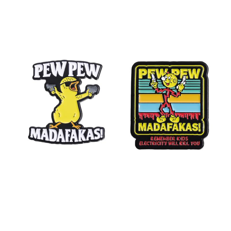 

Милі емальовані значки Вбивця курчат На замовлення PEW PEW MADAFAKAS! Брошки Значки на лацкан Тварини Смішні Прикраси Подарунок для друзів