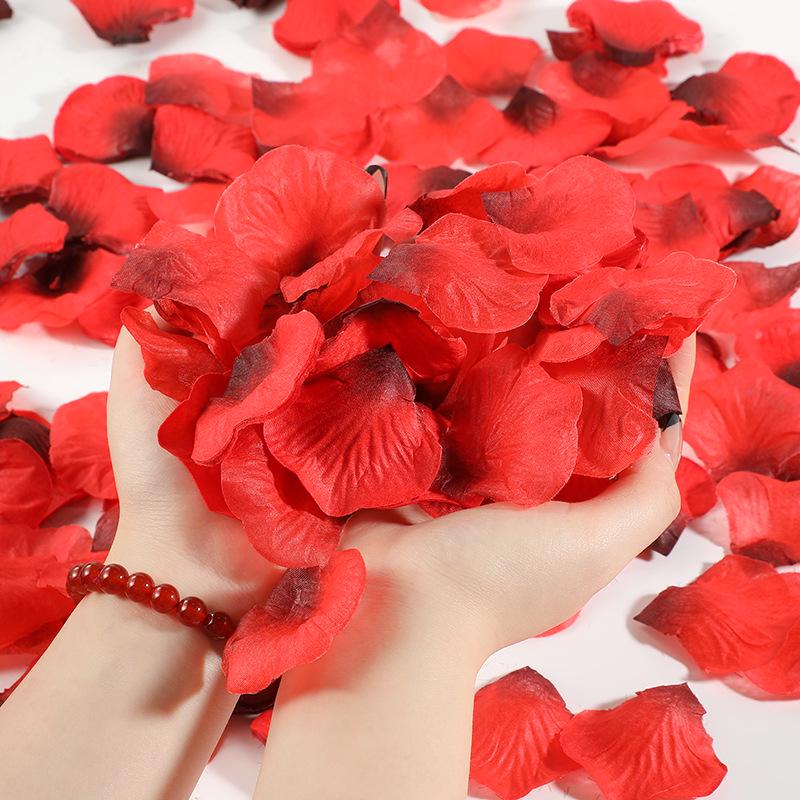 Non-Woven Artificial Rose Petals for Wedding Decorations and Hand-Thrown Arrangements