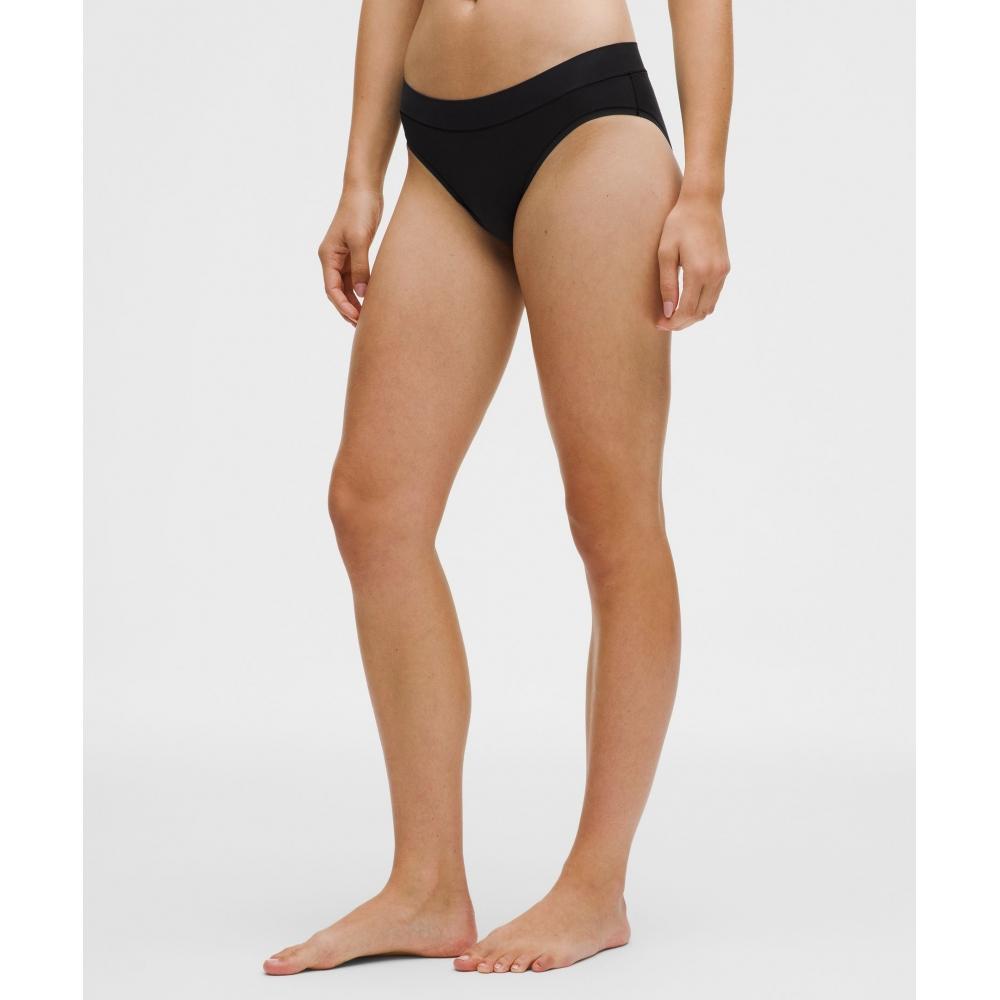 Lululemon Underease Mid Rise Bikini Underwear  5 Pack Black Light Ivory Blush Quartz Pelican Sinatra Blue