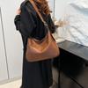 Elegant Vintage Tote Bag For Women With Spacious Design And Chic Casual Style