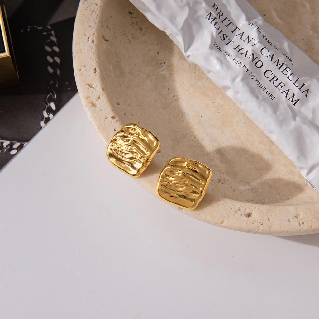 Yori Fashion Stainless Steel Hammered Pleated Geometric Square Earrings for Women Elegant Chic Attractive Jewelry Gift