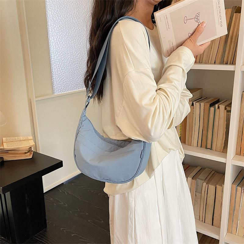 Minimalist Crossbody Bag with Adjustable Strap and Front Zip Pocket Lightweight Everyday Shoulder Bag