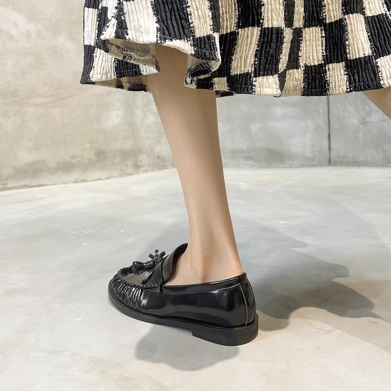 Loafers Women's British Style New Patent Leather Tassel Braided Round-toe Single Shoes with One Foot Genuine Leather Shoes