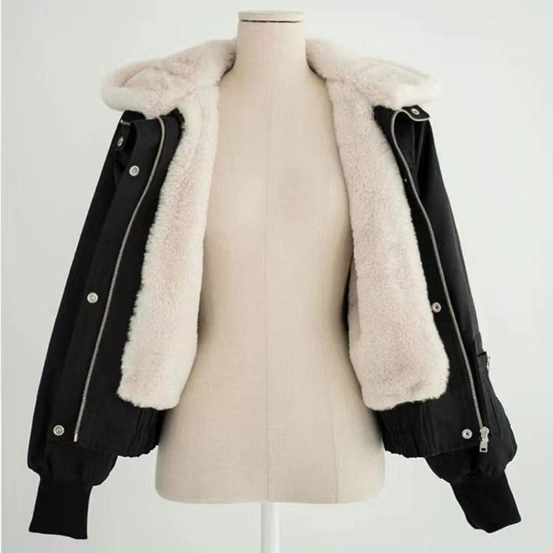 Women's Plush Winter Jackets Korean Loose Long Sleeve Hooded Short Parkas Coat Female Warm Plush Outwear