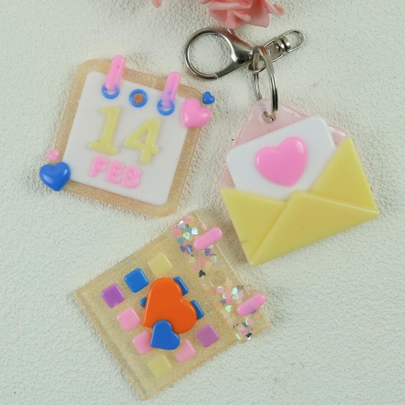 Flexible Pendant Mold Crafts Molds Valentines Day Series Keychain Mould Silicone Material Gift for DIY Hand Making Lover