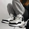 Winter Black and White Retro Basketball Sneakers for Men and Women Couples Cushioned Soft-soled Running Shoes