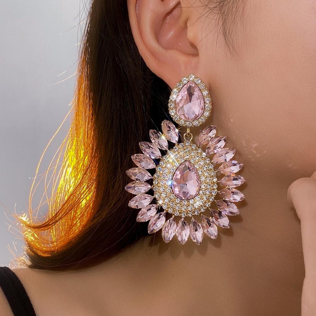 Exaggerated Earrings Retro Palace Style Earrings Fashionable Elegant Earrings Niche Design