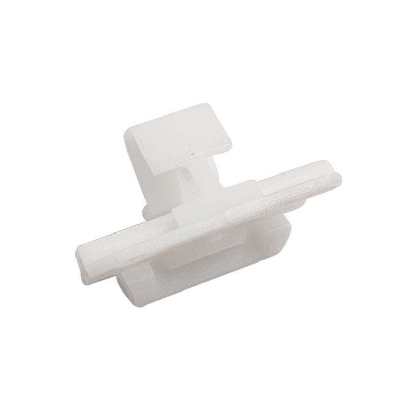 Exterior Side Skirt Mounting Clip for Mercedes C218/S212/W212/X218 (0019910271)