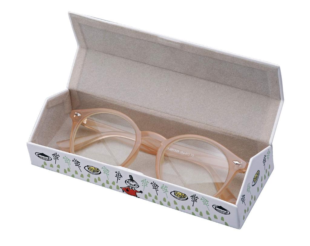 Kamio Japan Moomin Eyeglass Magnetic Synthetic with Case, White, Semi-Hard, Closure, Leather, Cloth, "Forest Kitchen"