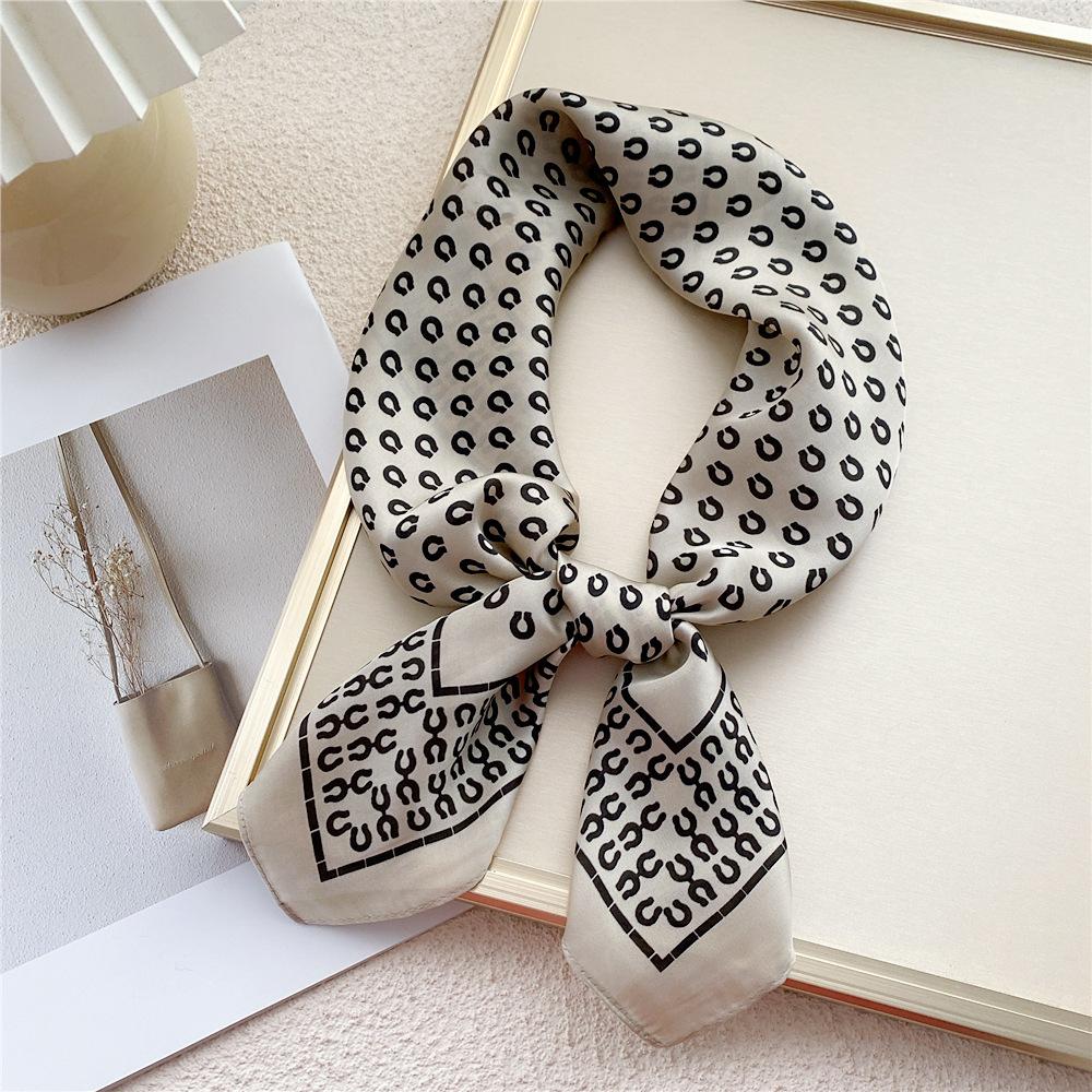 

Модный декоративный шарф, повязка для волос, резинка для волос 70, маленький квадратный шарф, шелковый шарф, женский весенне-осенний универсальный маленький шарф, профессиональный шарф 70*70cm