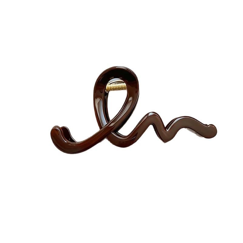 Retro Wavy Grab Clip Women's New High-end Hair Clip Back of the Head Large Hair Volume Big Shark Clip Headwear
