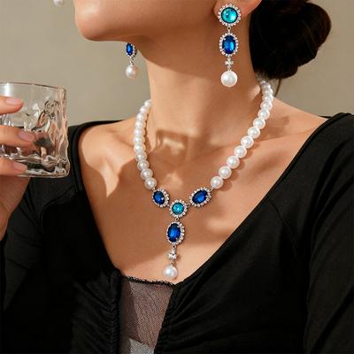 Diamond Imitation Pearl Geometric Oval Pendant Necklace Court Style Exquisite Necklace