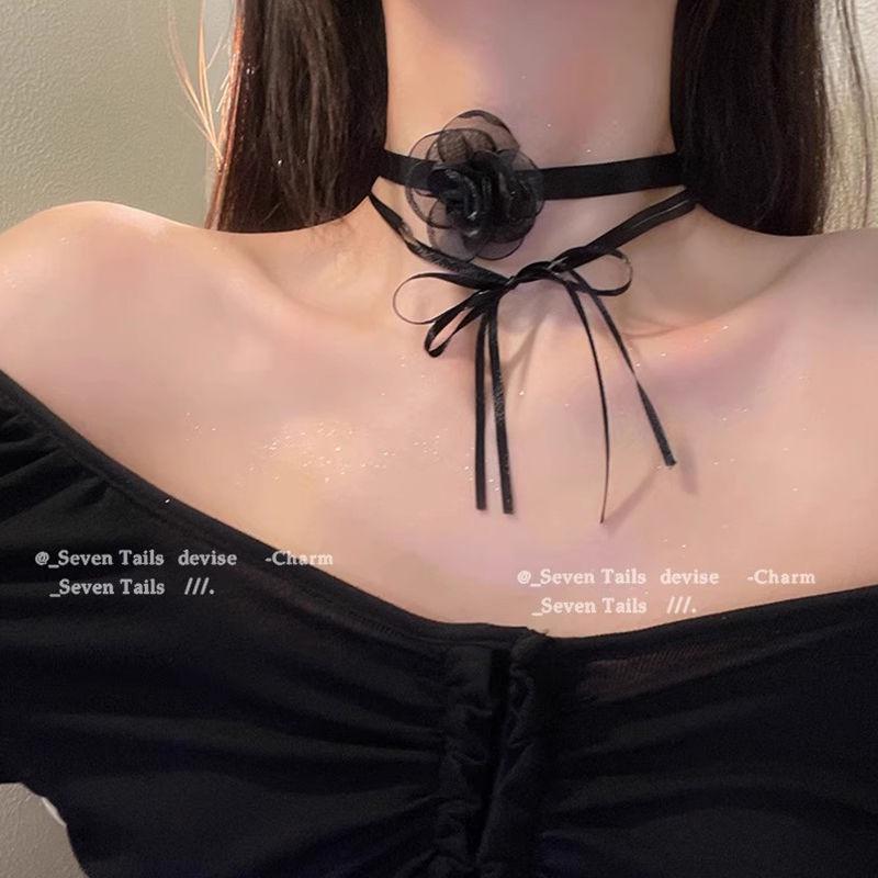 Trending Women's Leather Choker Necklace with Letter Stitching - Light Luxury & Cool Style Clavicle Chain Hot Girl Accessory.