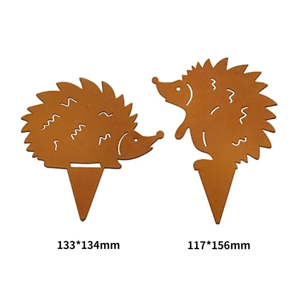 Balcony Garden Autumn Decor Stakes Garden Hedgehog Figures Eye-catching Gradual Rusting Process Rusty Appearance
