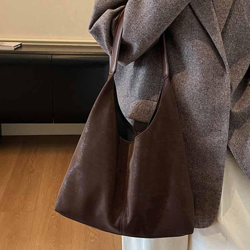 Large-capacity Bag Women's 2025 Autumn and Winter New Simple Soft Leather Shoulder Underarm Bag Retro Commuter Tote Bag