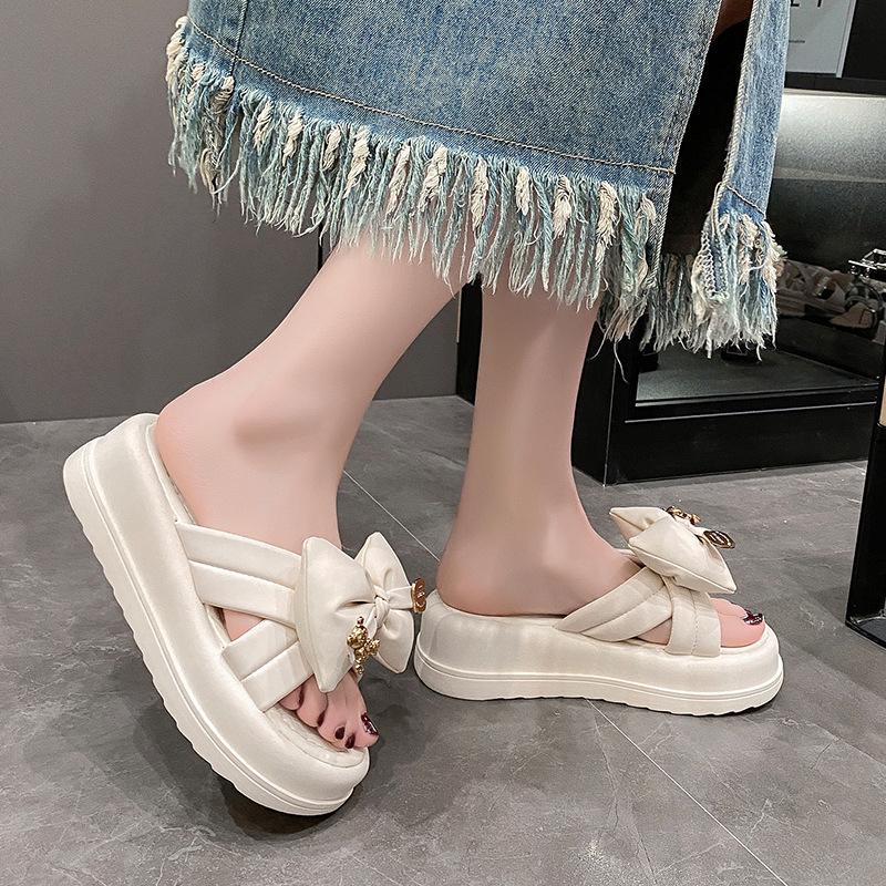 Summer Fashion Women's Slippers 2025 Versatile Thick Sole Women Casual Sandals Designer Bow Sexy Beach Slides Sandalias De Mujer