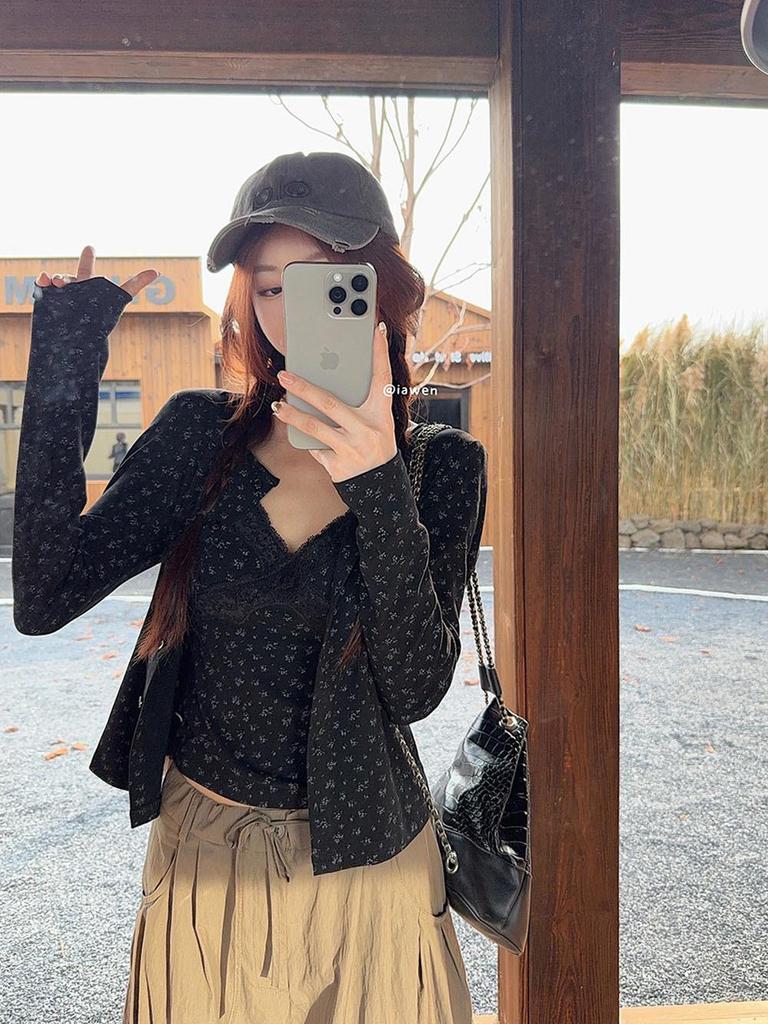 Retro Floral Camisole & Slimming Black Cardigan Set for Women - Early Autumn Layered Look