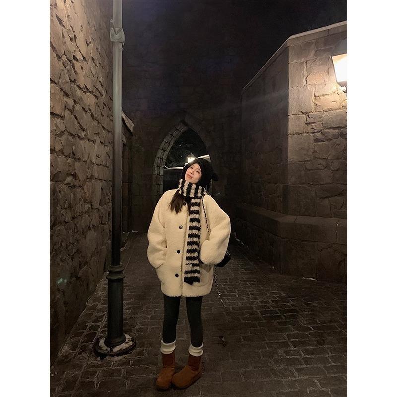 Age-reducing lamb wool versatile and good-looking top autumn and winter lamb wool fashion temperament white coat women