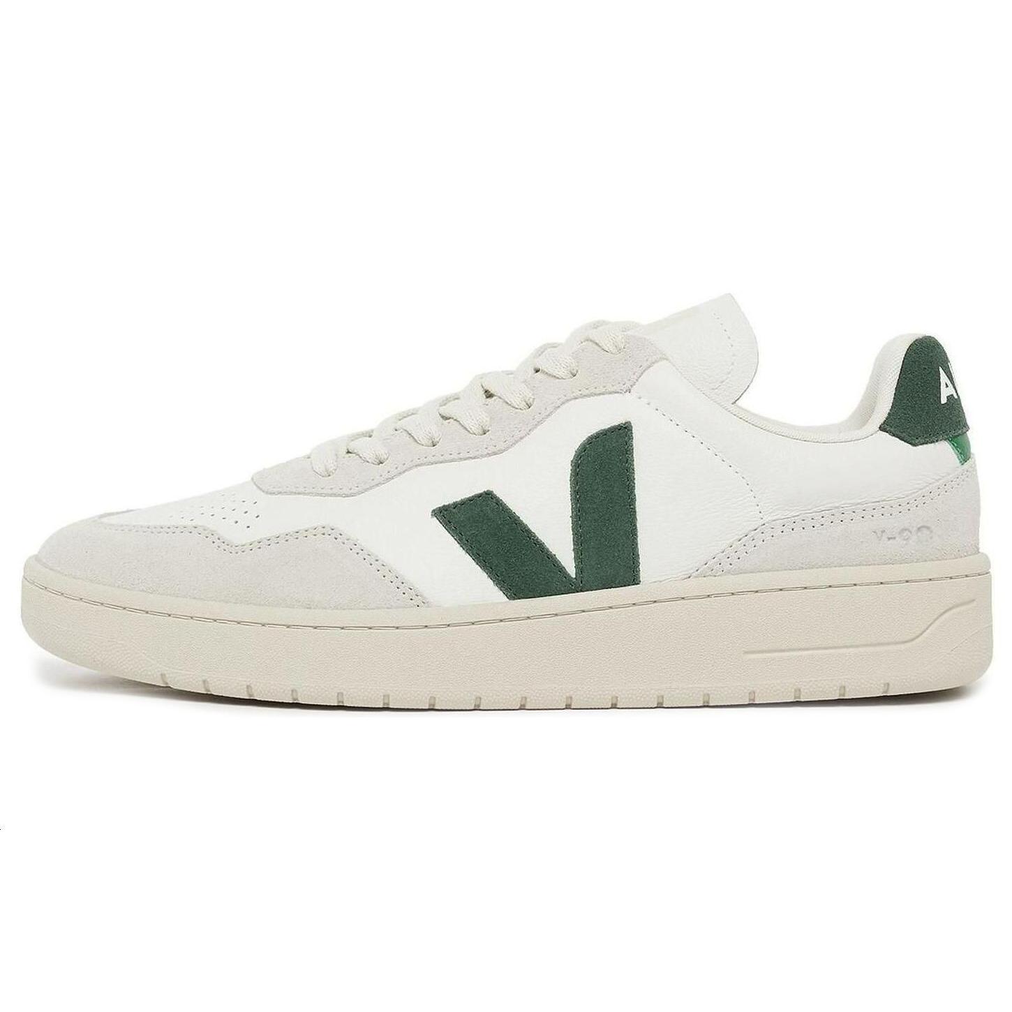 V-90 Wmns Veja  Extra White Cyprus  VD2003384 40