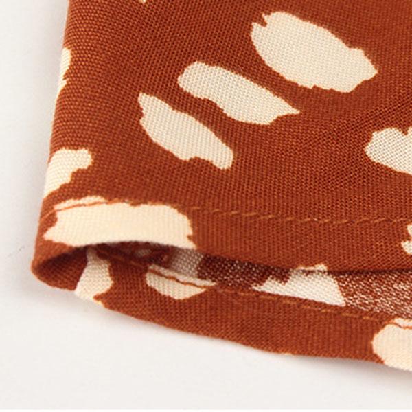 Юбка с принтом в горошек Платье с круглым вырезомЮбка в западном стиле с короткими — фото 12