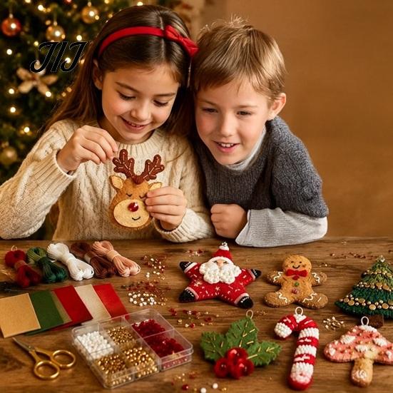 3D Embroidery Patch Christmas Felt Brooch Kit for Beginners, DIY Decorative Pins Set with Tools, Creative Sewing Projects Handmade Art Crafts Festive