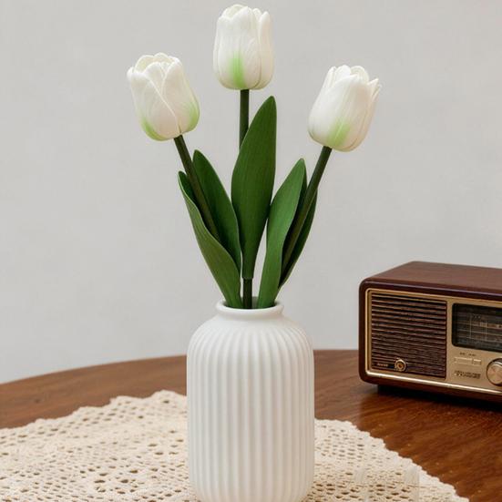 Artificial Tulip Flower Realistic Tulip Bouquet Faux Silk Flower Arrangement for Home Office Wedding Party Mother's Day