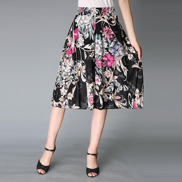 

Широкі шорти в етнічному стилі з високою талією і квітковим принтом One Size (Waist 19 inches - 30 inches)