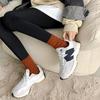 Neue Winter Dicker Kaschmir Wolle Frauen Socken Casual Japanische Mode Einfarbig Lange Socke Mädchen Thermische Warme Crew Socke
