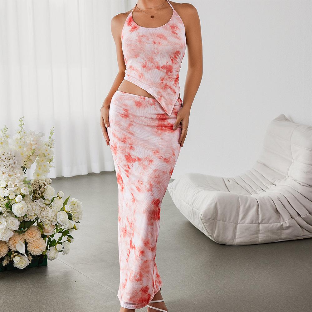 European and American fashion suit skirt, new printed knitted halter neck strap top, hip skirt two-piece set